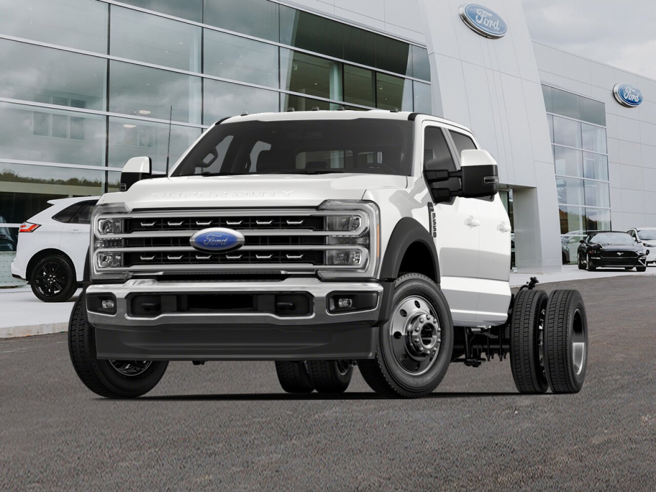 2024 Ford Super Duty F-550 DRW Oxford White Saint-Eustache - photo #0